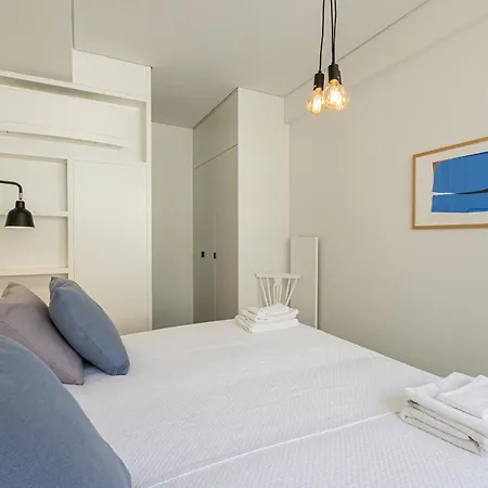 Nomad's 2bed Riverside Lisboa